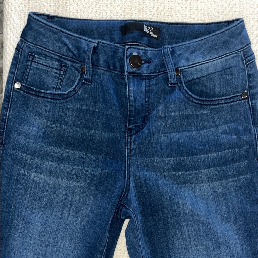 1822 Denim Blue Skinny Jeans with Stretch